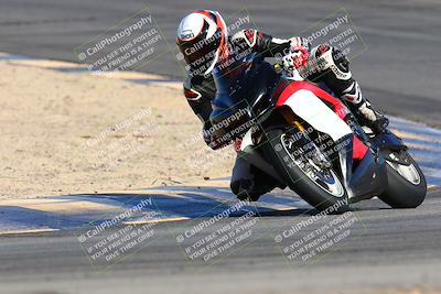 media/Feb-13-2022-SoCal Trackdays (Sun) [[c9210d39ca]]/Turn 10 (920am)/